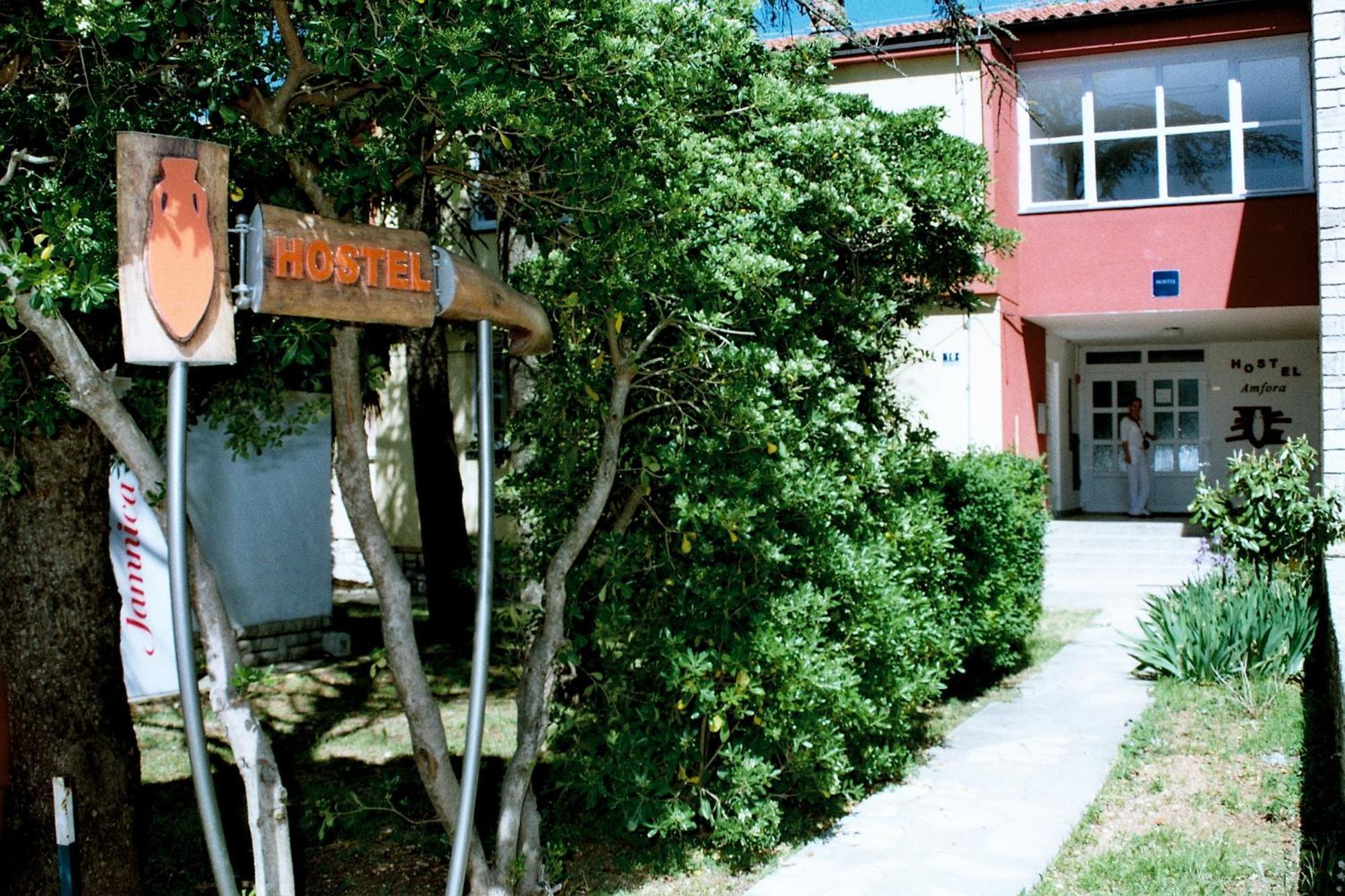 Hostel Amfora Fazana Exterior photo