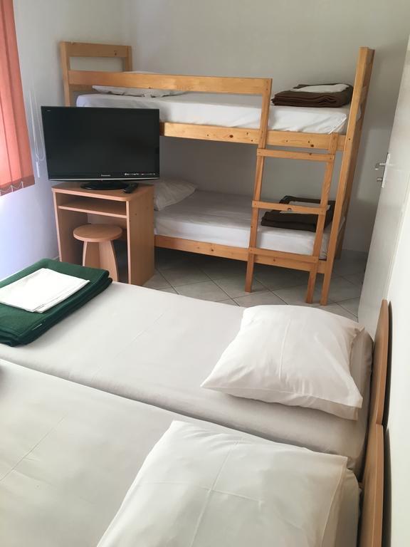 Hostel Amfora Fazana Room photo