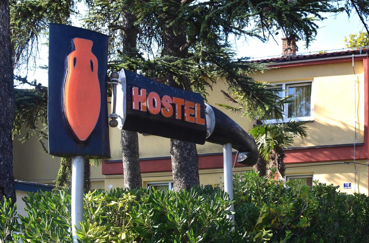 Hostel Amfora Fazana Exterior photo