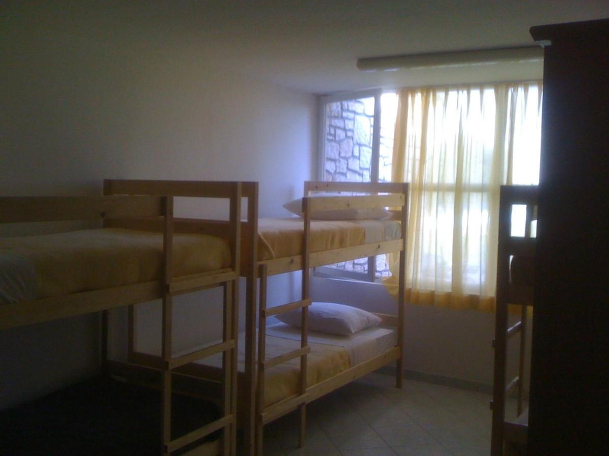 Hostel Amfora Fazana Exterior photo